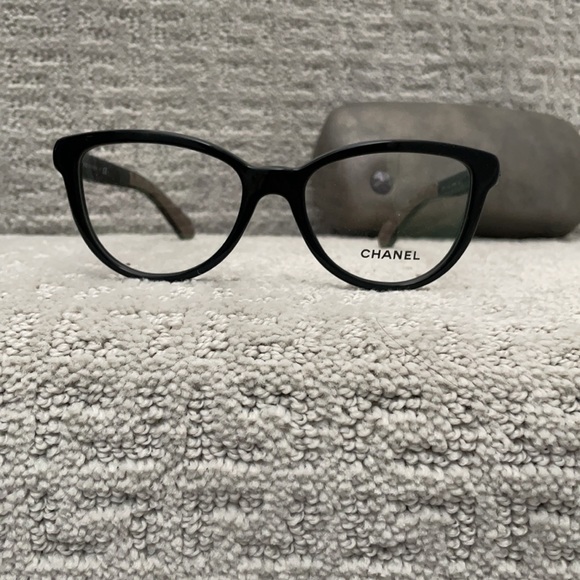 New, Chanel Black Cat Eye Glasses Style 3335, Quilted Arms with Case - Picture 2 of 12